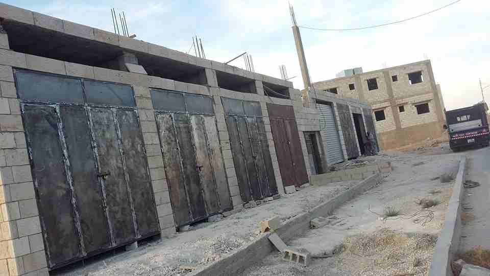 الأردن - عمان
مبنى تجاري عظم للبيع في الخشافية/ اللوزية الشمالية - يبعد 2.1 كم عن شارع المية
القرية: الخشافية
حوض: اللوزية الشمالية
مساحة الأرض : 707م
المبنى يتكون من مخازن و شقتين
الموقع: الخشا...