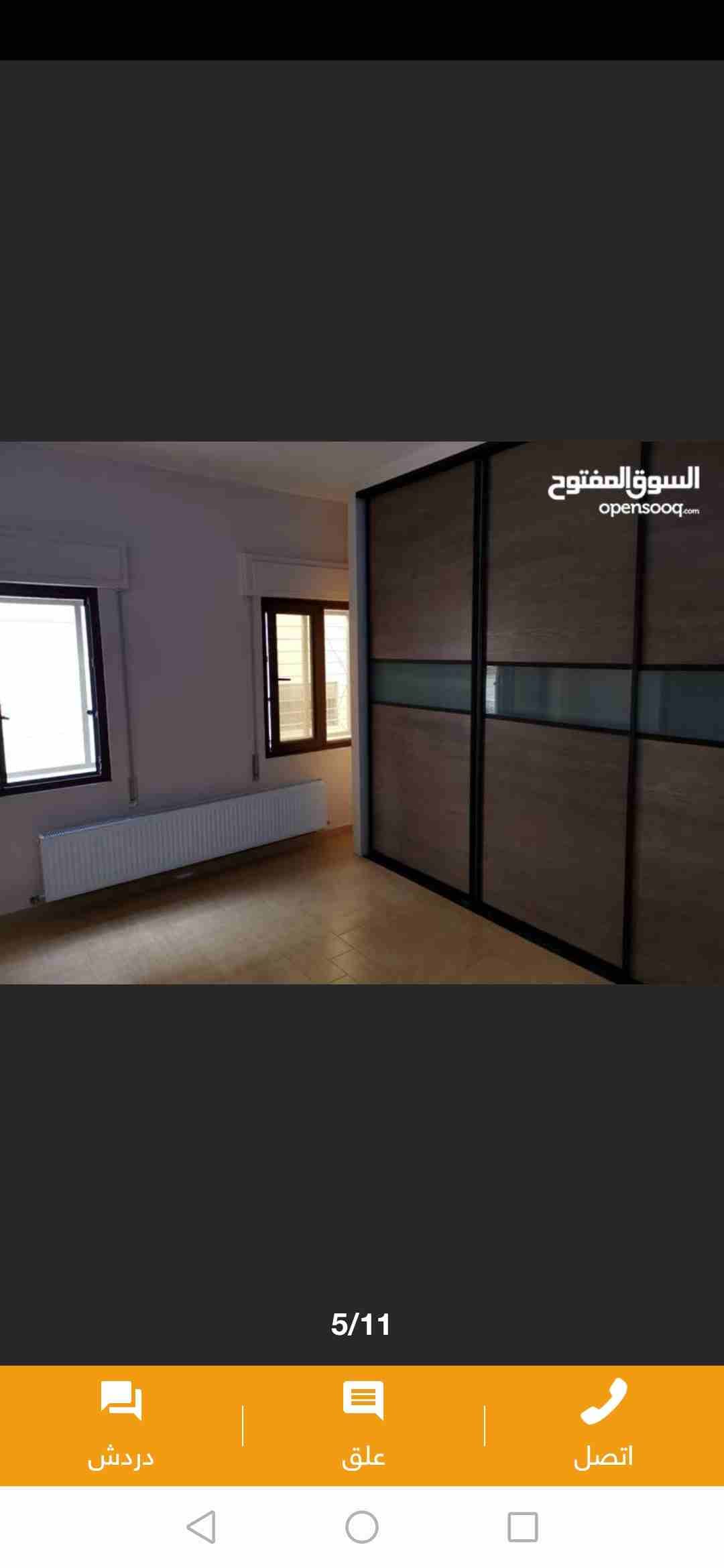 شقة ارضية بحاله ممتازه
مساحه 173
مدخل منفصل عن العماره بالإضافة إلى المدخل الرئيسي
حديقة خارجيه بمساحة 55 م
3 غرف نوم ( واحده ماستر) و 3 حمامات
غرفة معيشة
صالون + سفره
مطبخ راكب مساحه 4x5
تدفئة راكب...