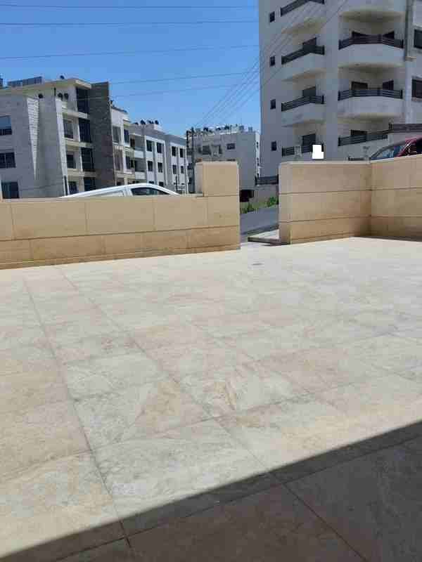 شقة أرضية للبيع فى قرية النخيل دوبلكس4نوم مدخل مستقل تراس أمامى بسعر مميز
قرية النخيل طريق المطار 220م شقة أرضية دوبلكس مدخل مستقل تراس أمامى 4نوم 4حمام صالون سفرة معيشة مطبخ رخام مصعد كراج تدفئة زجاج...