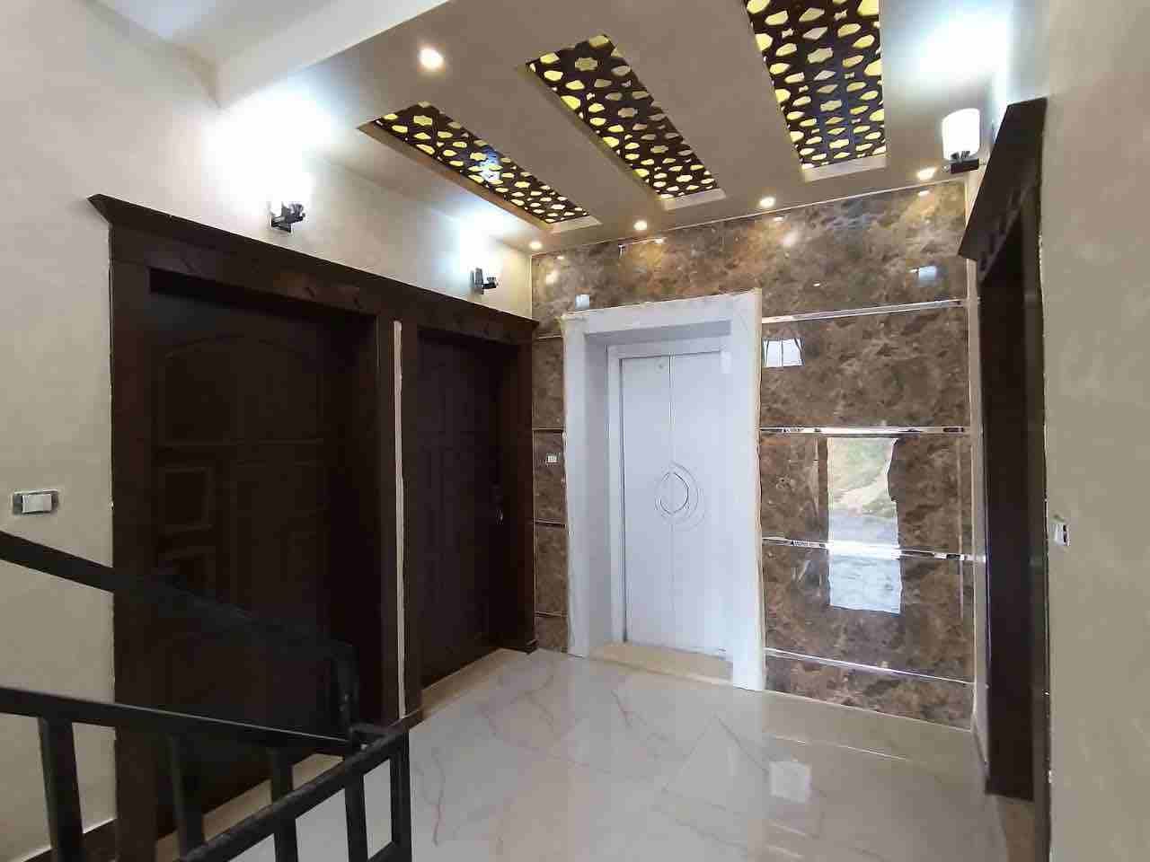 شقة بمرج الحمام ١٤٧ متر
للبيع بدفعة و الباقي اقساط
للاستفسار:
الاتصال عالرقم
٠٧٩٥٨٧٢٥٣٨
او من خلال الواتس اب:
https://wa.me/962795872538
نستقبل اتصالاتكم من الساعة ٩ صباحا الى ٥ مساءا