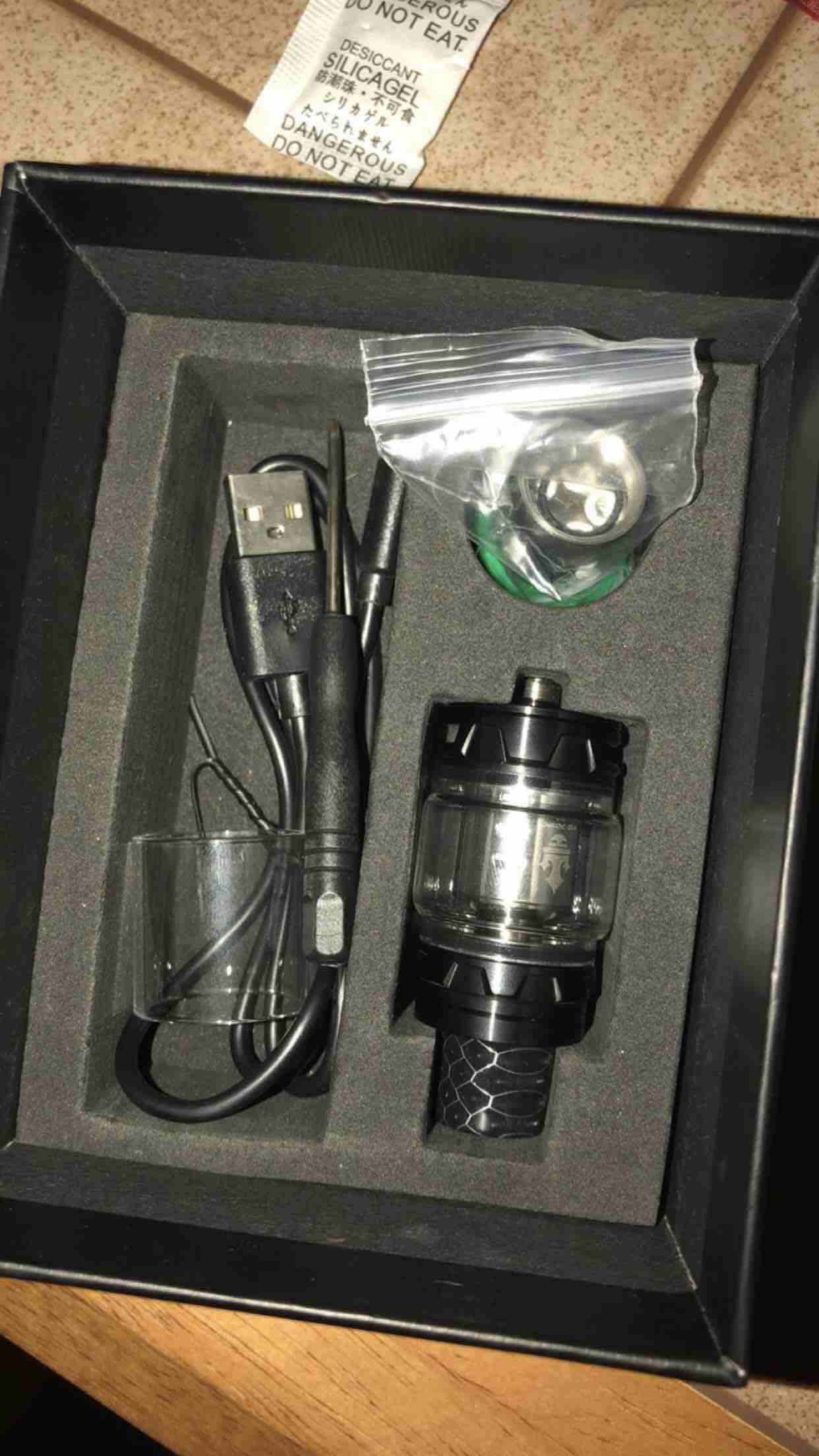 Vipe mag kit (smoke)
New collection
لون جيشي لا يوجد منها داخل الاردن
جديده بجميع اغراضها
وكفالتها معها
للجادين فقط
٠٧٧٩٧٣٩٢١٦