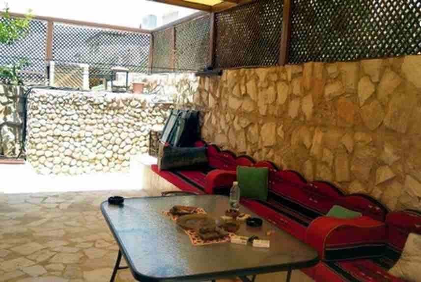  فيلا للبيع في مرج الحمام اسكان عالية
مساحة الارض 318 م
طابقين دوبلكس كل طابق 110 م
عدد الغرف: ٣ غرف نوم
عدد الحمامات: ٣
تم تجديدها بالكامل حتى المواسير و البلاط و الديكورات و كهرباء تلبيس ح...