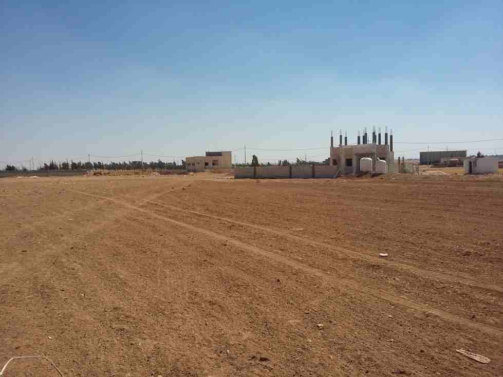 الأردن - عمان
قطعة ارض في القسطل - تبعد 700م عن جسر المطار
القرية: القسطل
حوض: ظهر حجرة الفرس
المساحة: 423م
الموقع: القسطل - تبعد 700م عن جسر المطار
المنطقة الواقعة خلف معرض افيس
واجهة على الشار...