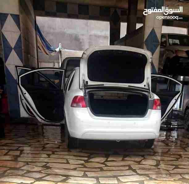 كيا لوتزي 2009 محول
فحص 7 جيد
ماتور 2000cc قوي واقتصادي بمشي داخلي 180 وخارجي 240
قير توماتيك /تب ترونك
نظام eco لتوفير البنزين
مكيف حامي بارد
فورمايكا بتابلو
كراسي جلد اسود شركة
اضائة د...