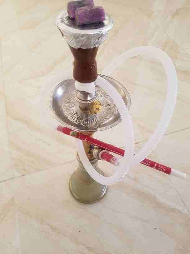 شيشة كاملة للبيع ب 10 دنانير