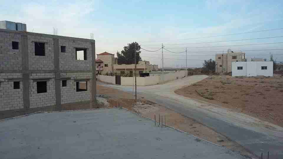 الأردن - عمان
مبنى تجاري للبيع في الخشافية/ اللوزية الشمالية - يبعد 2.1 كم عن شارع المية
**الصور تم التقاطها قبل التشطيب
القرية: الخشافية
حوض: اللوزية الشمالية
مساحة الأرض : 707م
المبنى يتكون من...