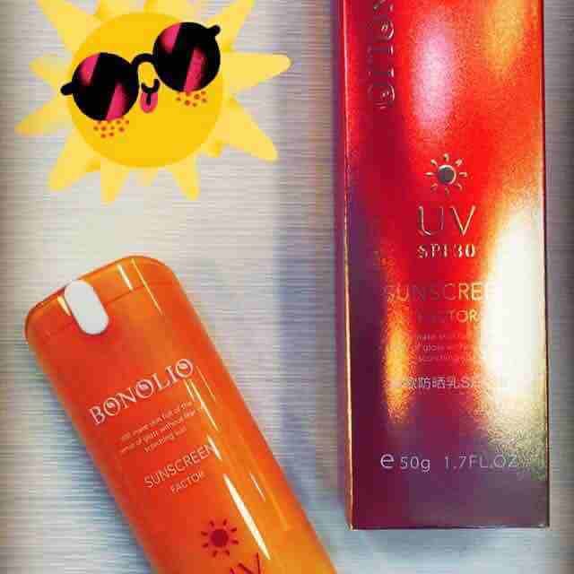 🎗واقي شمس بونوليو 〽️ الأصلي 〽️ BONOLIO 🎗
〽️UV SPF 30〽️
🎗واقي الشمس الأقوى على الاطلاق
🎗يعمل على ترطيب البشرة الجافة
🎗 يغنيكي عن استخدام المرطبات التي تعمل على تسكير المسامات قبل وضع الفاونديشن...