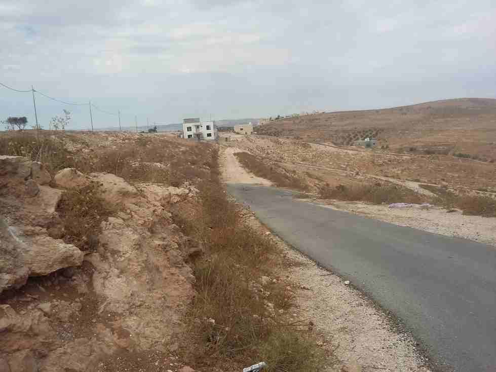 الأردن - عمان
قطعة ارض في بيرين/ رجم الشوك - تبعد 670م عن مسجد الصحابة
*ضمن أراضي محافظة الزرقاء
القرية: مرحب
حوض: النصيري و تلعة رشيد
المساحة: 699م
الموقع: بيرين/ رجم الشوك - تبعد 670م عن مسجد...