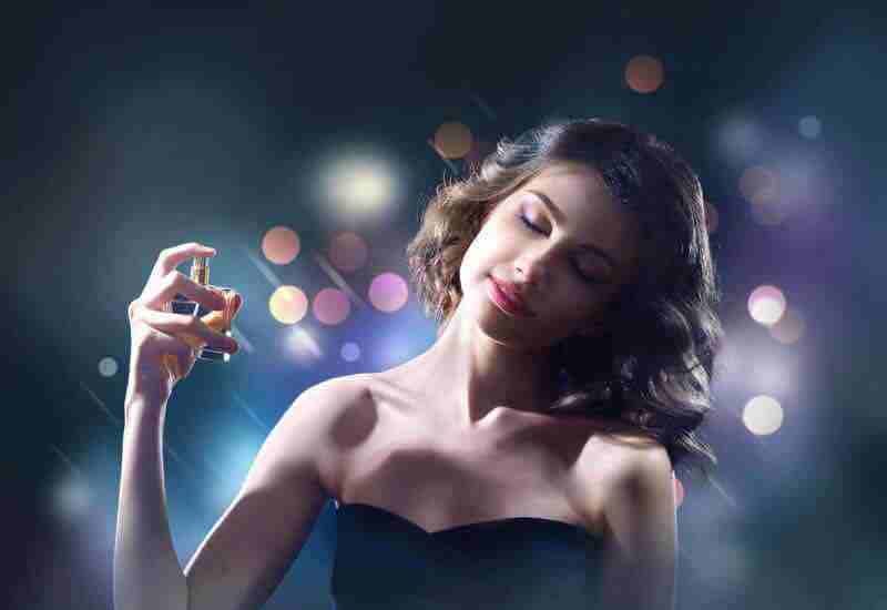 👸🤴 عطر مرجان الملوكي 🤴👸
الفرنسي 🇫🇷
دع الرائحة تعبق في ملابسك انت فقط 👸🤴
الرائحة هي من ستسابق خطواتك لتتميزك من بين
الجميع
معي انا Ella ibraheem
السعر ١٥ دينار
التوصيل مجاني 🚘🚘🚘🚘...