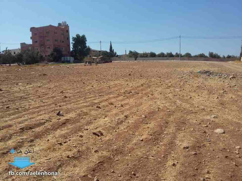 الأردن - عمان
قطعة ارض في أحد/ العبدلية - تبعد 550م عن مسجد عائشة أم المؤمنين
*ضمن أراضي جنوب عمان
القرية: العبدلية
حوض: حنو الأشقر
المساحة: 530م
الموقع: أحد/ العبدلية - تبعد 550م عن مسجد عائشة...