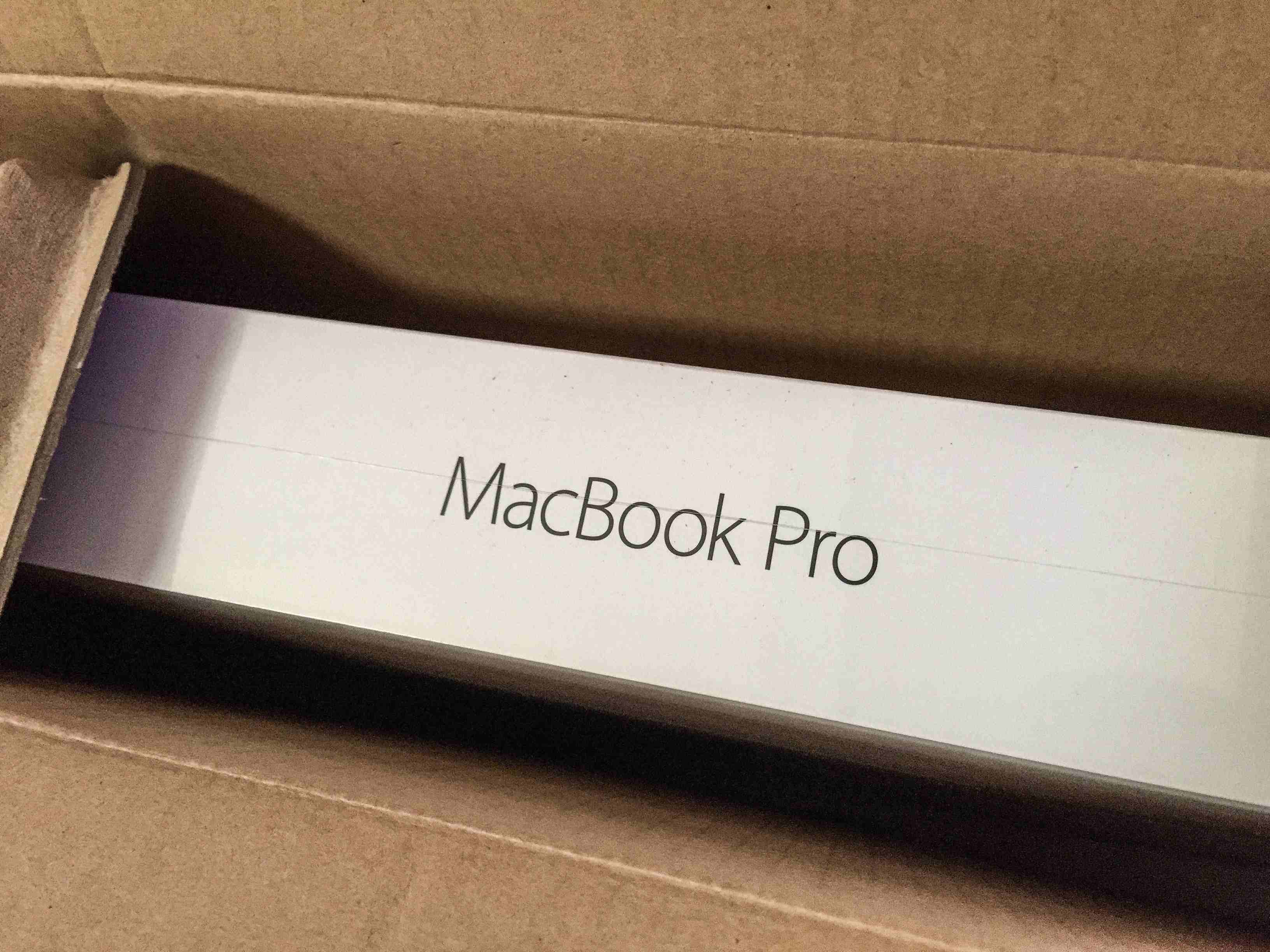 new Apple MacBook Pro Core i7 2.80 GHZ 15'' 16GB RAM 256GB SSD $700 USD, with 1 year warranty,
Email: cheappalacearena@gmail.com
Skype: authentic.stuffz