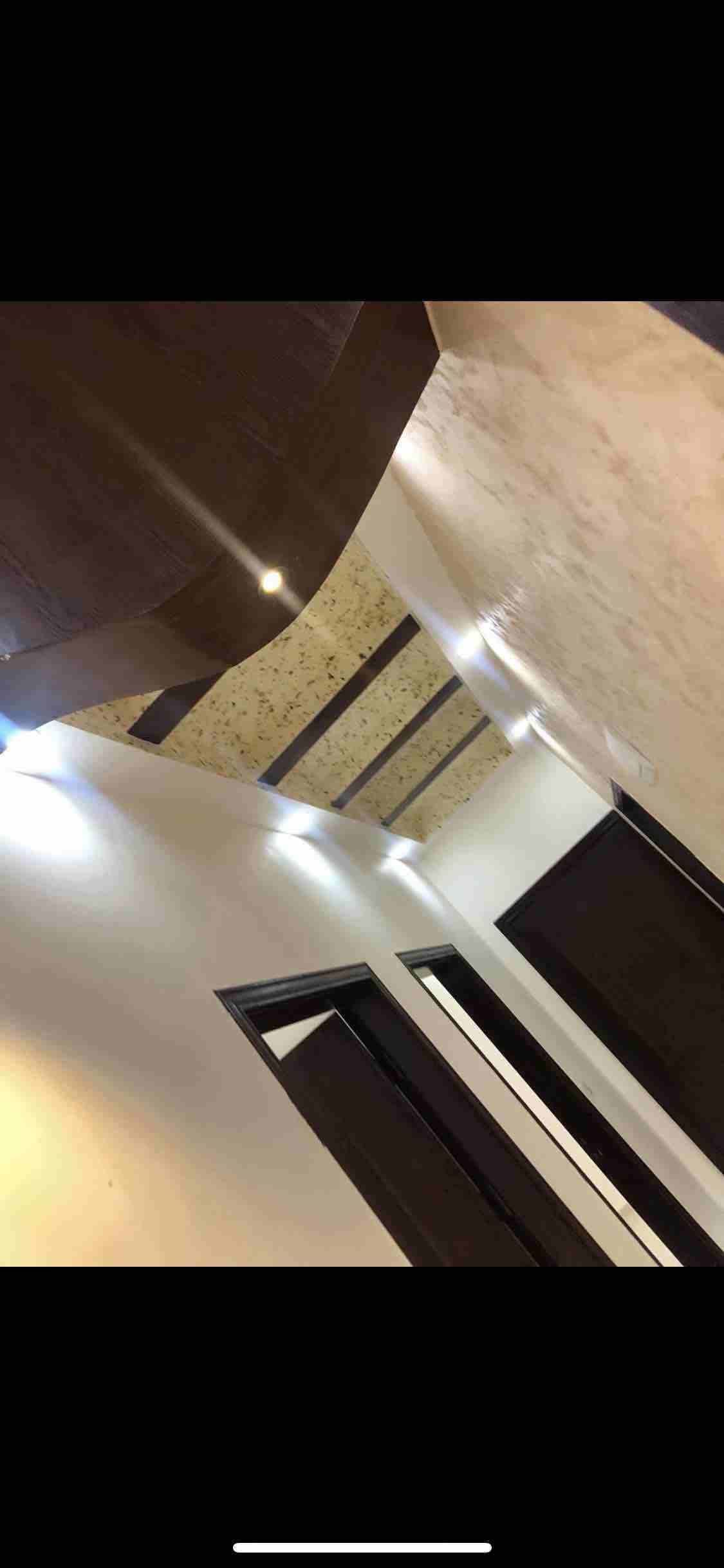 شقه للايجار في السلط السرو بعد جامعه عمان الاهليه ...
طابق اول 4 درجات فقط
بركه العامريه بجانب مضافه الجغبير و مسجد الهدى
سوبر ديلوكس جديده 135 متر
غرفتين نوم و غرفه ضيوف و غرفه معيشه و مطبخ امري...