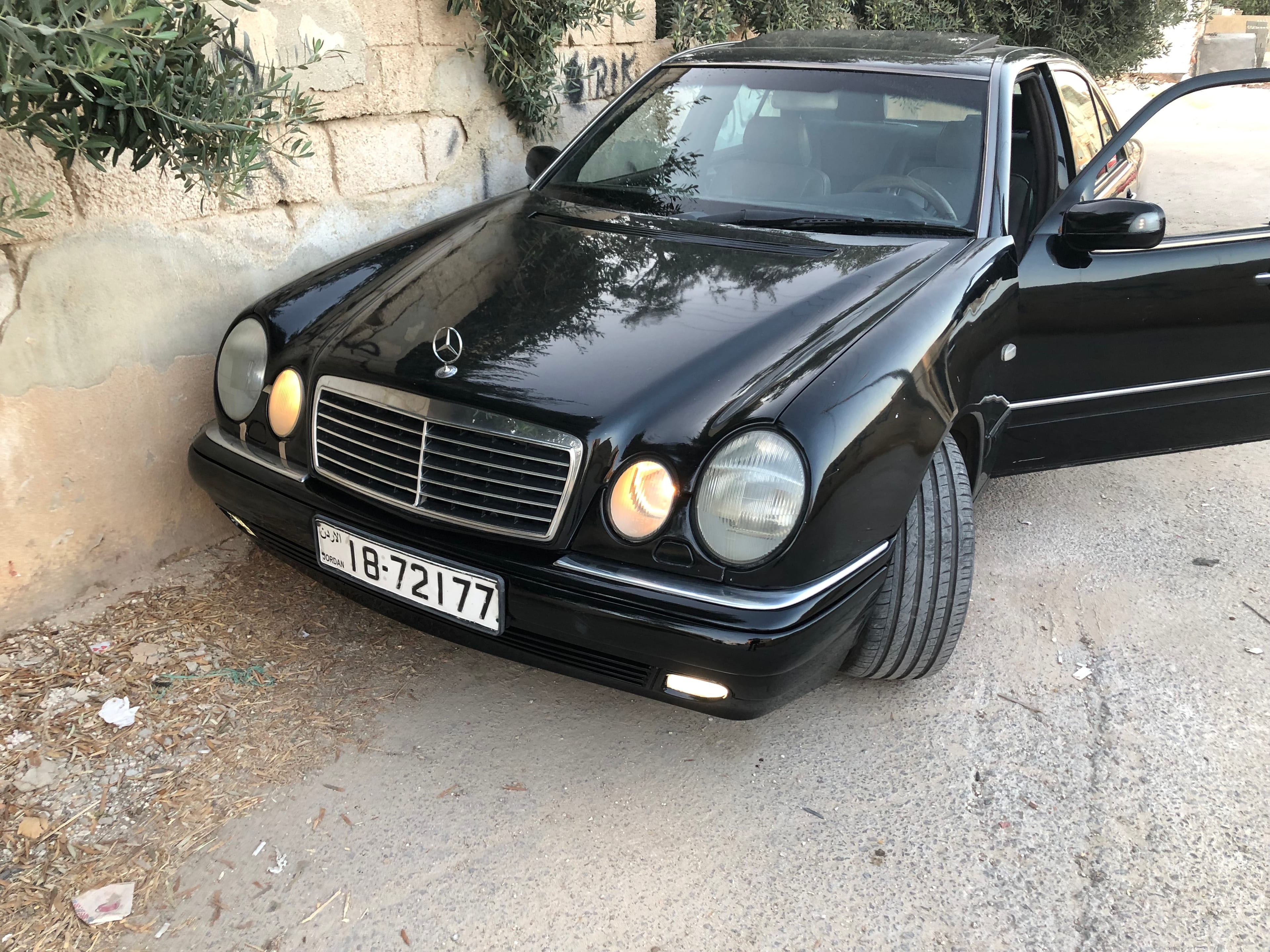 مرسيدس+E200