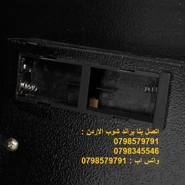 اثاث مكاتب خزنة نقدود حديدية - قاصة يتم تثبيها بالجدار ارتفاع نصف متر خزنة نقدود حديدية - قاصة يتم تثبيها بالجدار ارتفاع نصف متر