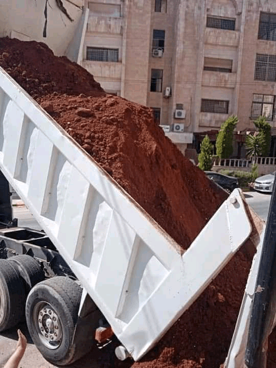 يوجد+تراب+احمر+زراعي+في+عمان+0788441130