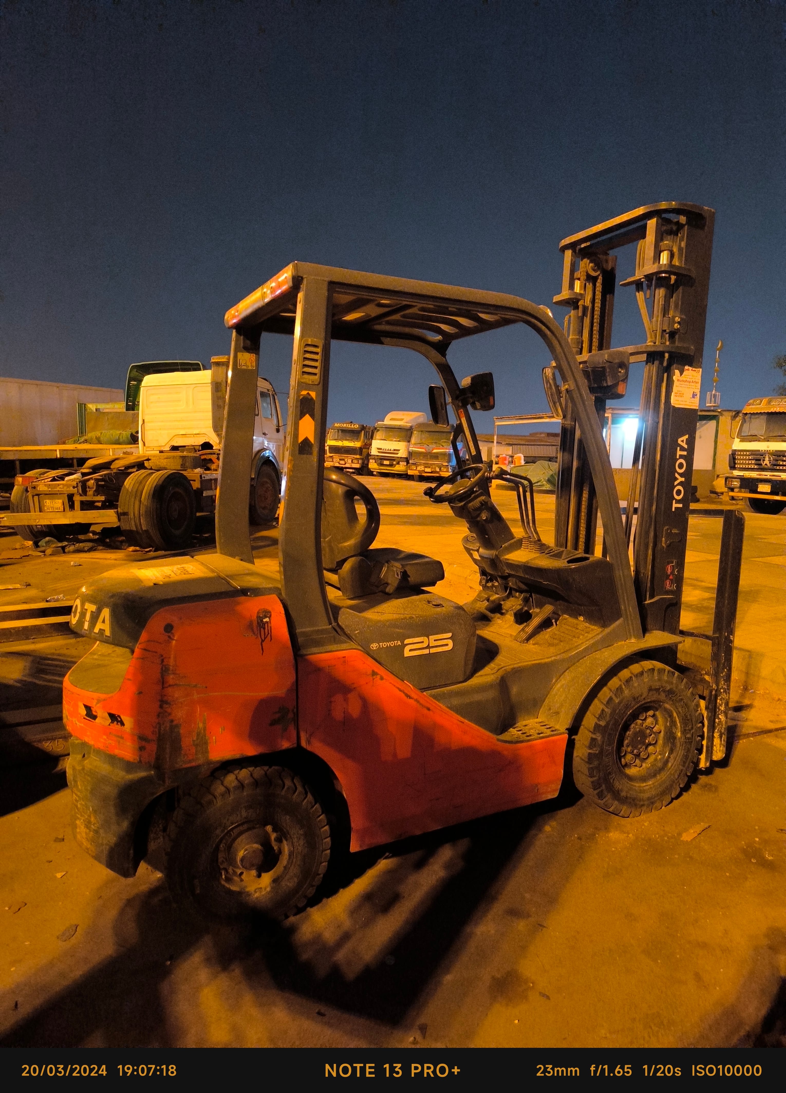 فوركلفت رافعات شوكيه سكين وكرينات للايجار 0535280121